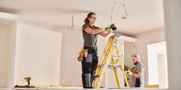 Best Affordable Emergency Electrician  in Greenfield, IL